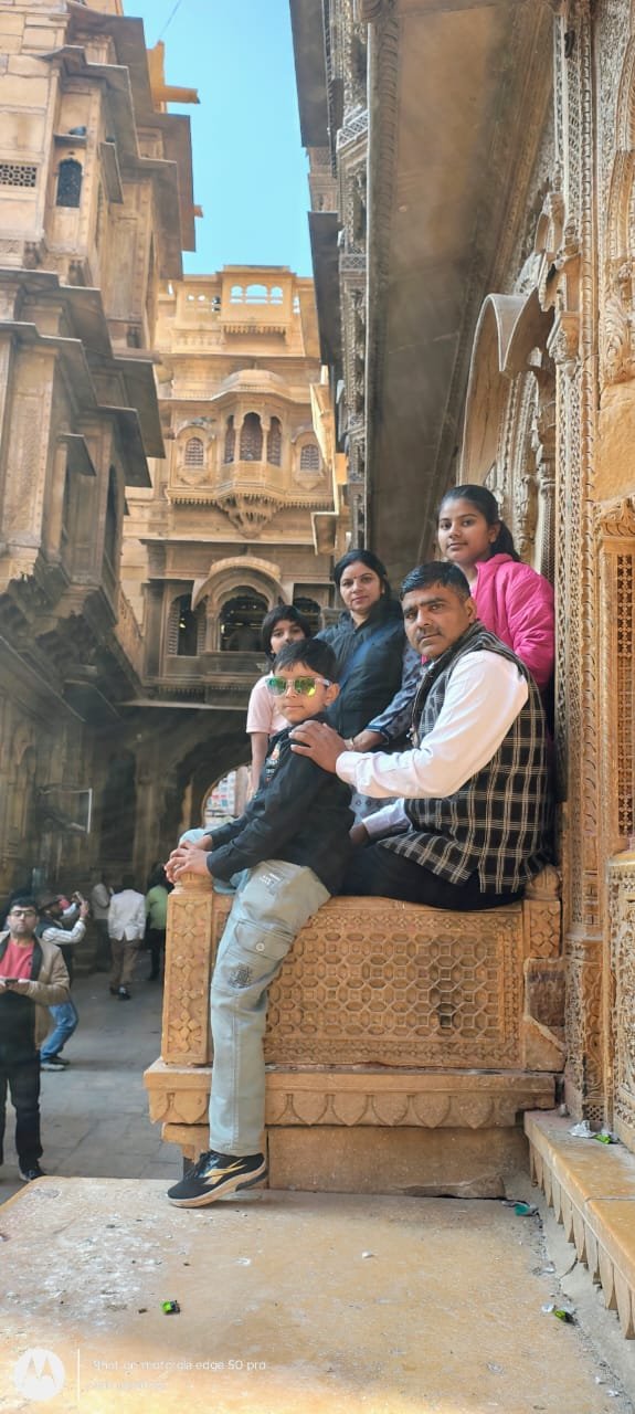 Family at the haveli lanes